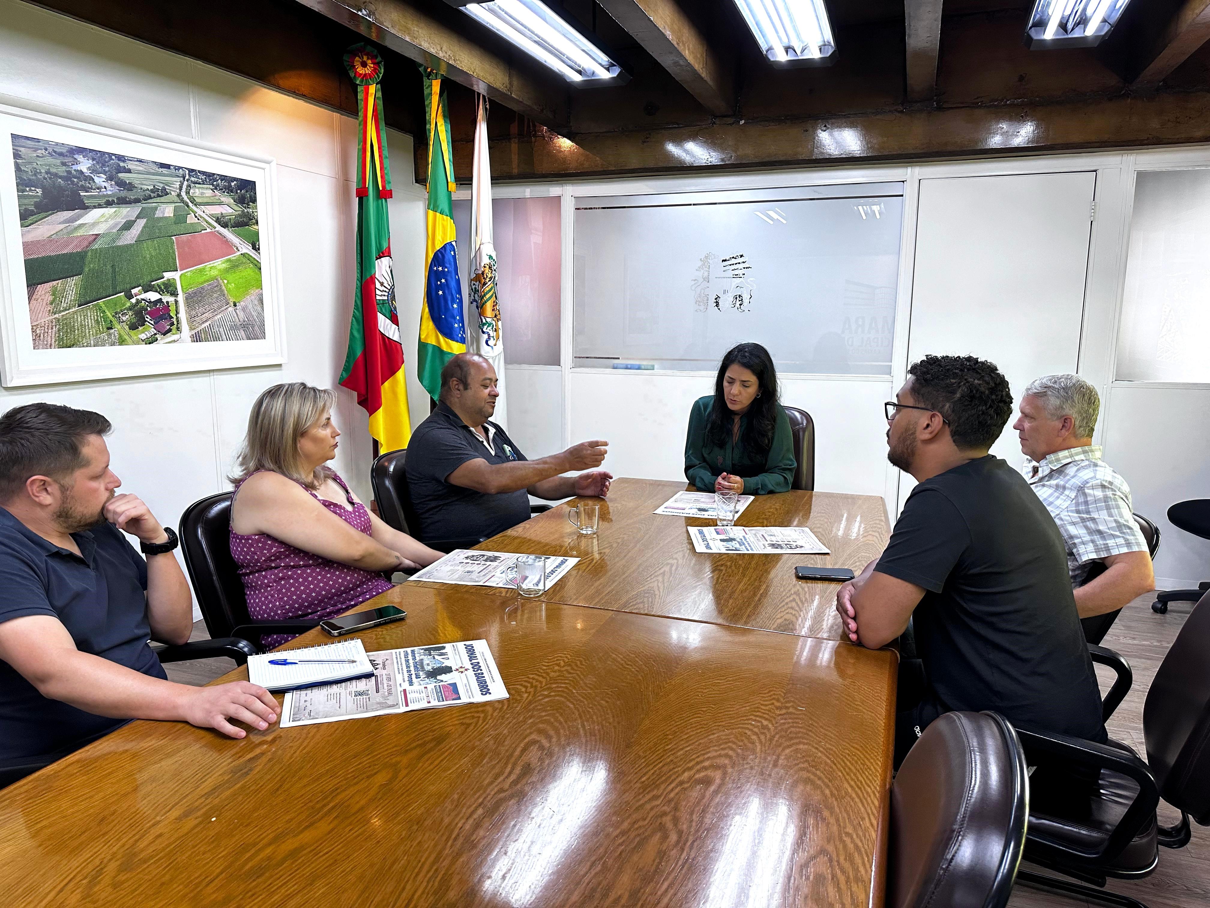 2024-01-30 - Presidente Marisol Santos recebe diretoria da UAB - Larissa Stumpf (1).jpeg